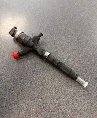 Toyota Land Cruiser (J120) Fuel injector DCRI107780