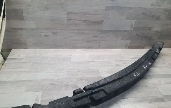 Front bumper foam support bar