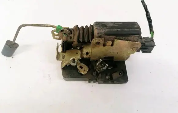 Iveco Daily 40.8 Front door lock