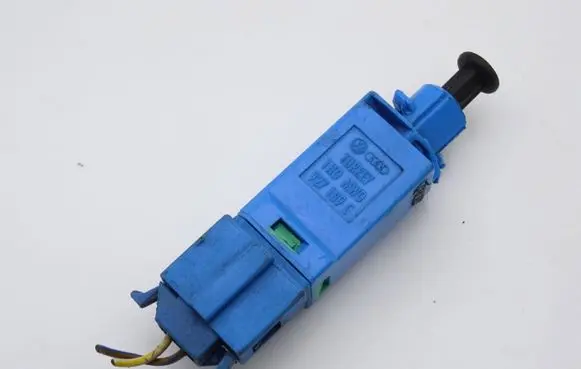 Volkswagen Golf IV Brake pedal sensor switch 1H0927189C