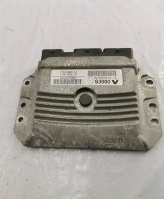 Renault Megane III Engine control unit/module 8200509516 215863584A 8200835045
