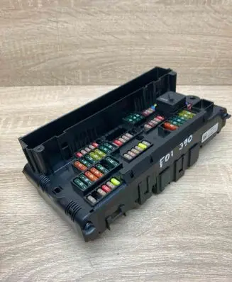 BMW 7 F01 F02 F03 F04 Fuse module 9234421 17033442