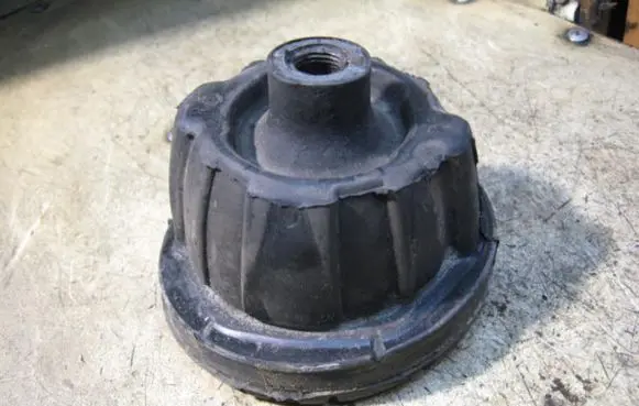 Mercedes-Benz C W203 Coil spring mount A2033200273