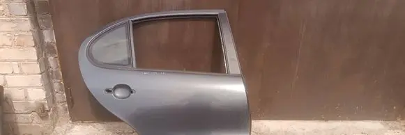 Rear door