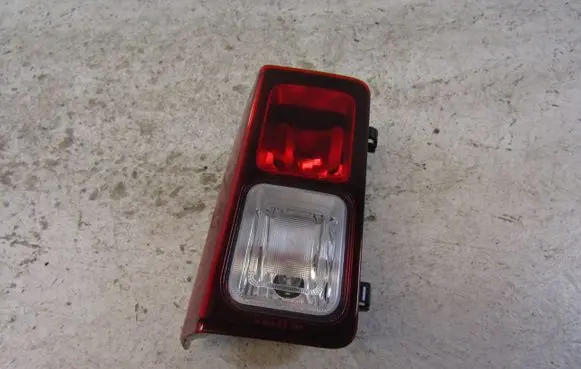 Renault Trafic III (X82) Rear/tail lights 265548758R
