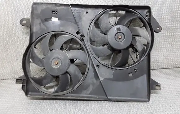 Chrysler 300 - 300C Electric radiator cooling fan 24045071