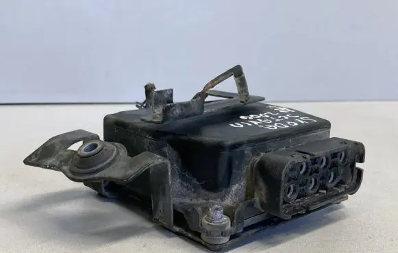Skoda Octavia Mk2 (1Z) Vacuum valve 1K0906279B