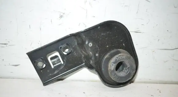 Radiator support slam panel bracket