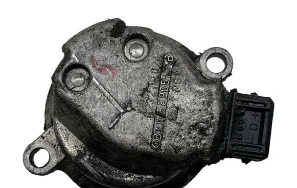 Volkswagen Golf IV Camshaft position sensor 0232101024