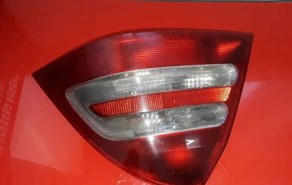 Mercedes-Benz C W203 Rear/tail lights 3311