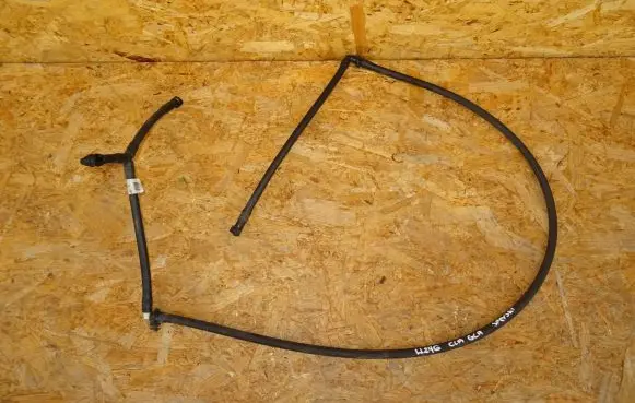 Mercedes-Benz CLA C117 X117 W117 Windshield washer fluid hose 