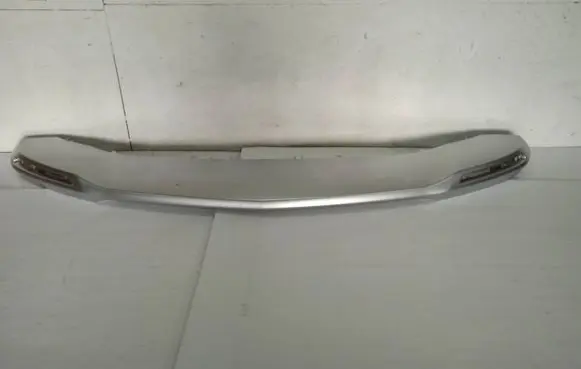 Mercedes-Benz ML AMG W166 Front bumper lip A1668805640
