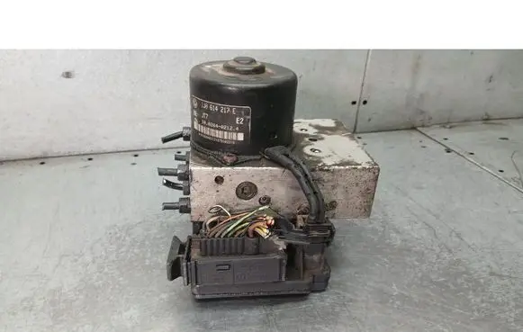Seat Toledo II (1M) ABS Pump 1J0907379Q