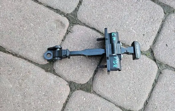 Opel Mokka B Front door check strap stopper 5O5P5L5E5X0035