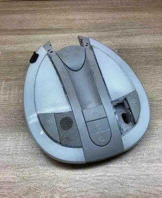 Mercedes-Benz CLS C219 Front seat light A2198201201