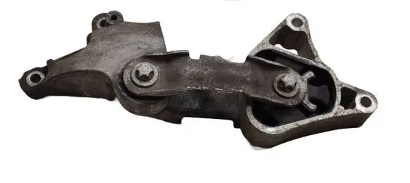 Mercedes-Benz B W246 W242 Engine mounting bracket A2462401109