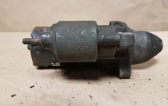 Audi A8 S8 D2 4D Starter motor 1005821726