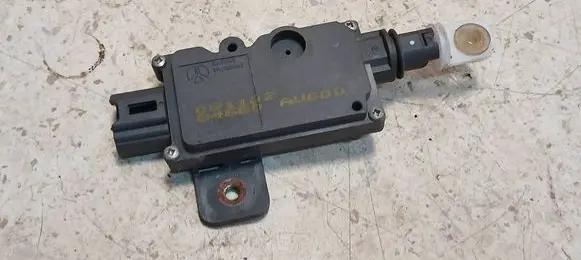 Nissan Primera Tailgate boot lock/latch motor 84680 081102