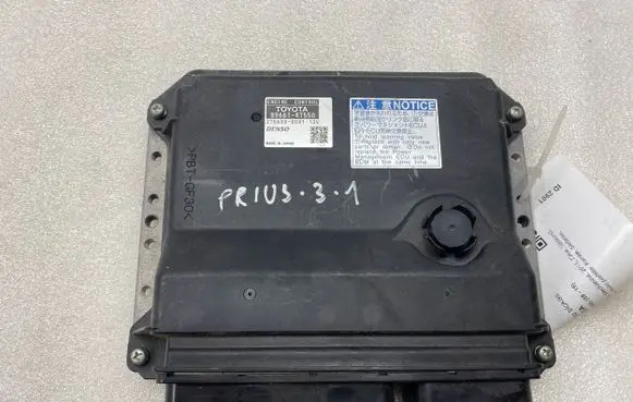 Toyota Prius (XW30) Engine control unit/module 8966147550
