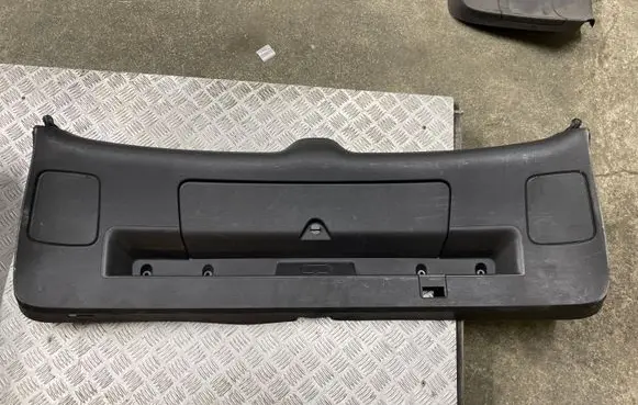 Audi Q7 4L Tailgate/boot cover trim set 4L0867973