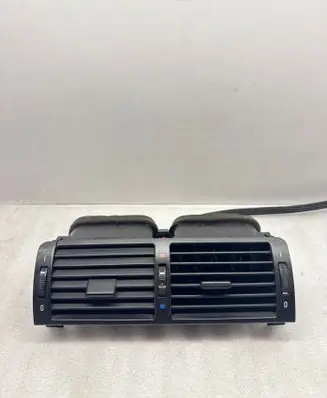 BMW 3 E46 Dash center air vent grill 8363199