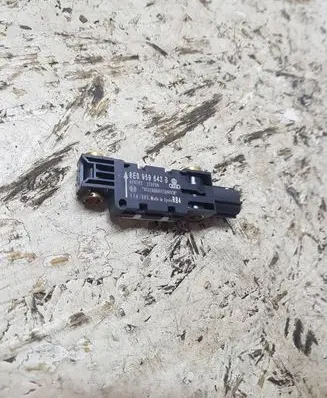 Audi A4 S4 B7 8E 8H Airbag deployment crash/impact sensor 8e0959643