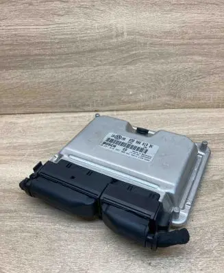 Skoda Octavia Mk1 (1U) Engine control unit/module ECU 038906019BK 0281010305 WithPlug