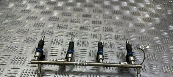 Fuel injectors set