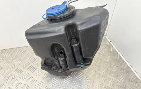 Mercedes-Benz S W221 Windshield washer fluid reservoir/tank 2218602160