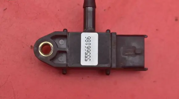 Opel Corsa D Sensor 55566186