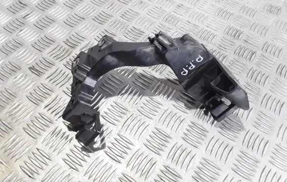 KIA Ceed Headlight/headlamp mounting bracket ET015E