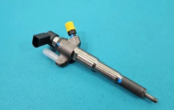 Opel Movano B Fuel injector 166000372R IMPRK1450632
