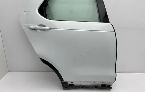 Rear door