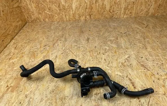Engine coolant pipe/hose
