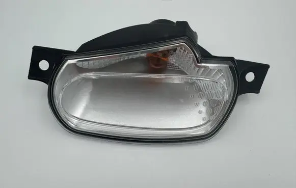Smart ForFour II W453 Front indicator light 261307778R 01169301 A4539062100