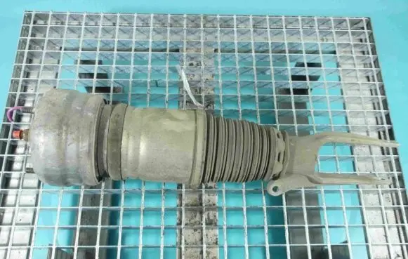 Porsche Panamera (970) Front shock absorber/damper 97034305134 IMPRK1279053