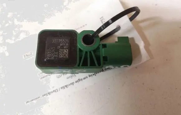 Volvo V50 Airbag deployment crash/impact sensor 30775521 9W8314B345AB