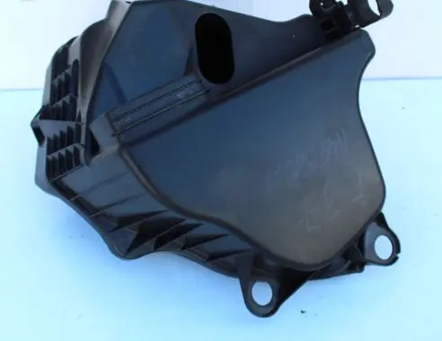 BMW 7 F01 F02 F03 F04 Air filter box cover 