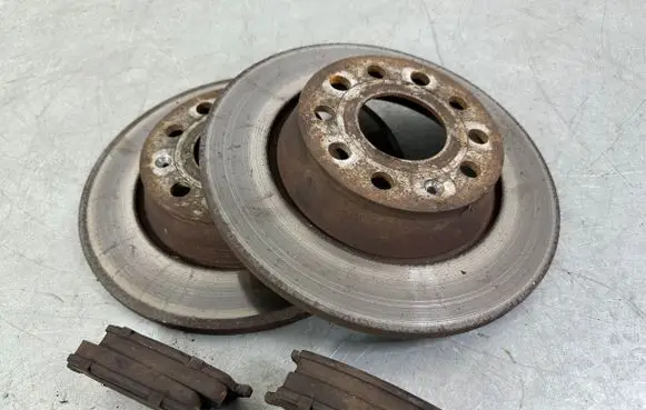 Volkswagen Passat Alltrack Rear brake disc