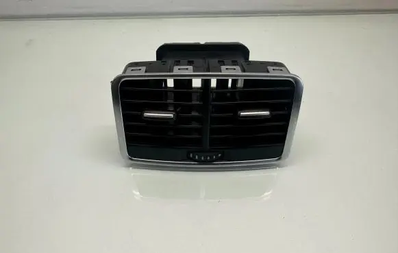 Audi A6 S6 C6 4F Rear air vent grill 4F0819203C