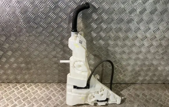 BMW X6 F16 Windshield washer fluid reservoir/tank 7292425