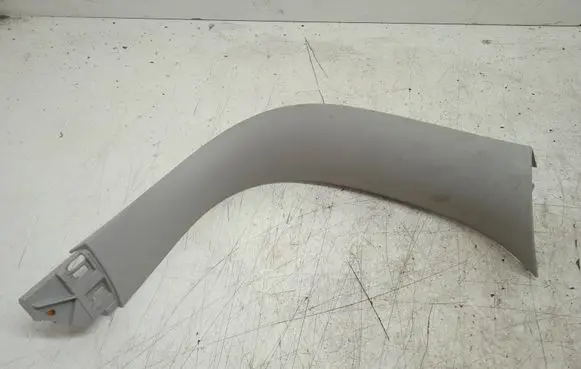 Renault Scenic III - Grand scenic III Other trunk/boot trim element 909030008R