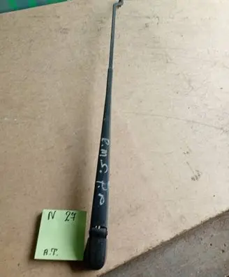 Renault Megane I Front wiper blade arm 368953214