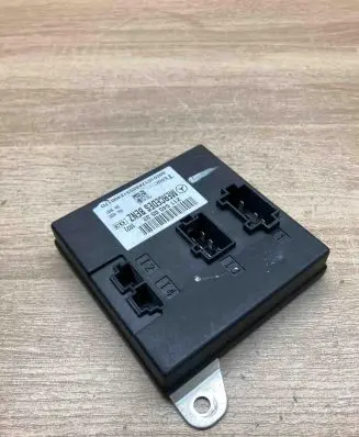 Mercedes-Benz E W211 Comfort/convenience module 2115450532