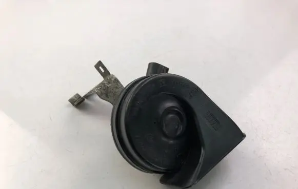 Volvo XC70 Alarm system siren E30055306