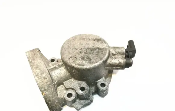 Audi Q7 4L Fuel pump bracket 06e103535a