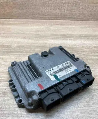 Renault Scenic II - Grand scenic II Engine control unit/module ECU 8200391966 0281011776
