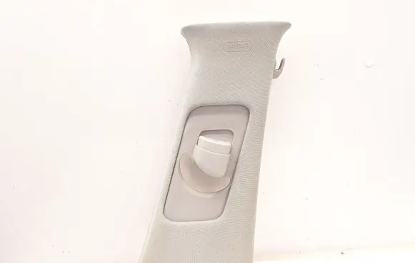 Hyundai i40 (B) pillar trim (top) 858403Z000