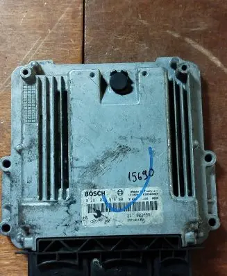 Renault Master III Engine control unit/module 237102265R