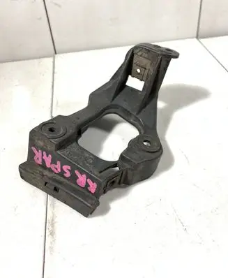 Audi A6 S6 C5 4B Fender mounting bracket 4B0853921A